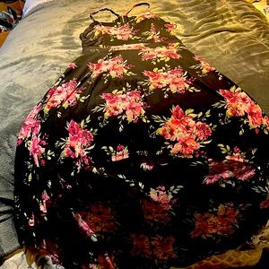 XL, Women's, Hi-Low, Black with pink flowers, casual dress.